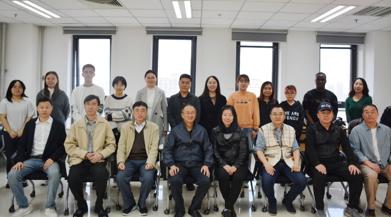 中国语文现代化学会前会长靳光瑾主任到访巨乳熟女
语言科学联合实验室